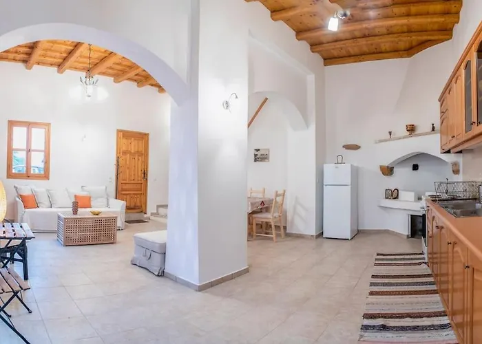 Luxury Maisonette Danai Next To The Sea Hébergement de vacances *