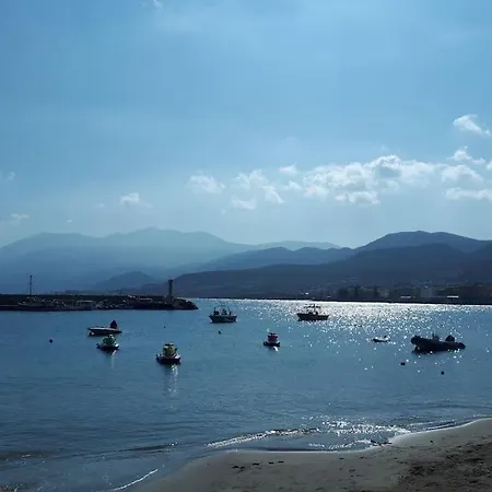 Semesterbostad Luxury Maisonette Danai Next To The Sea *